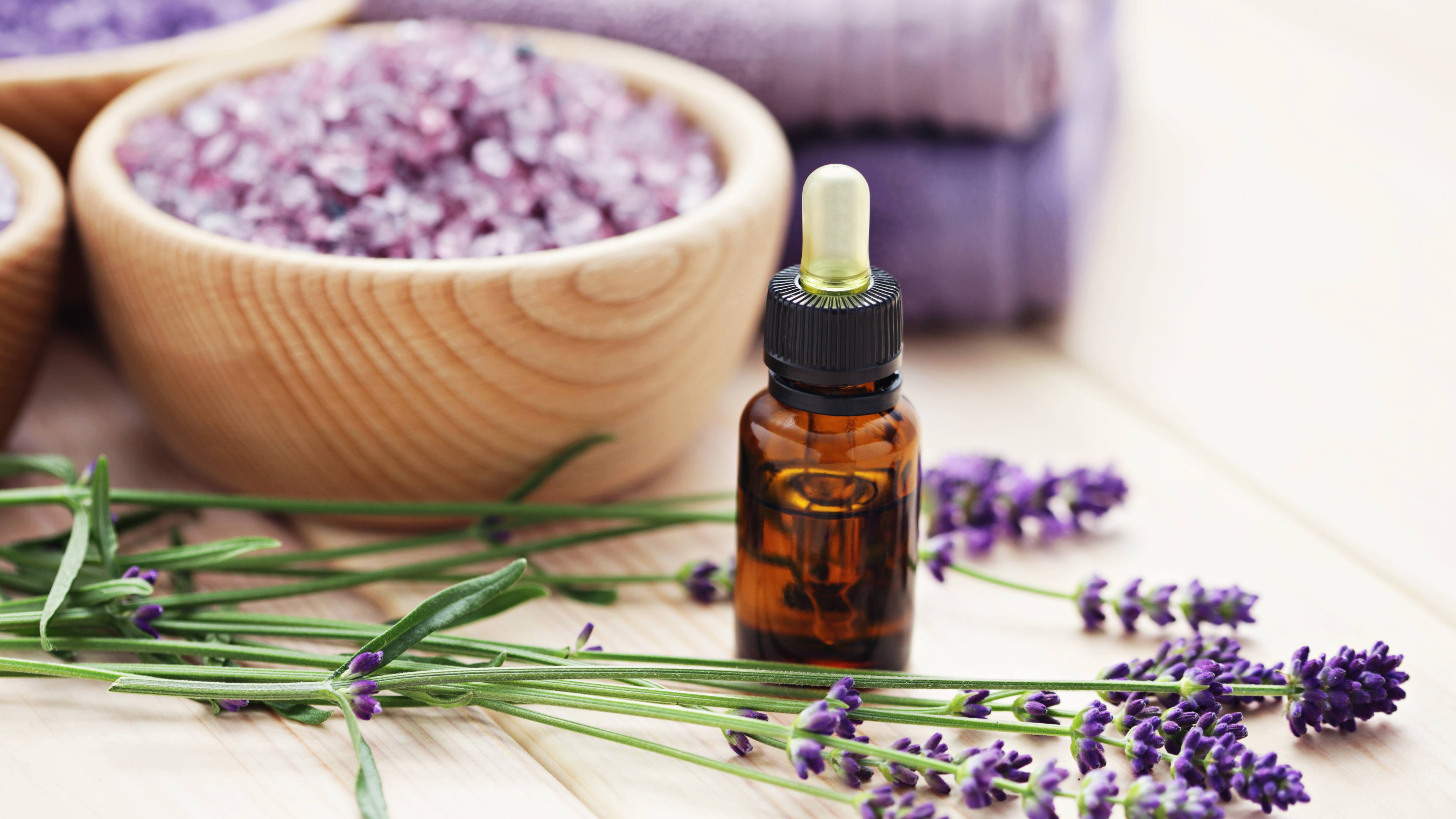 Essential Oils & Aromatherapy
